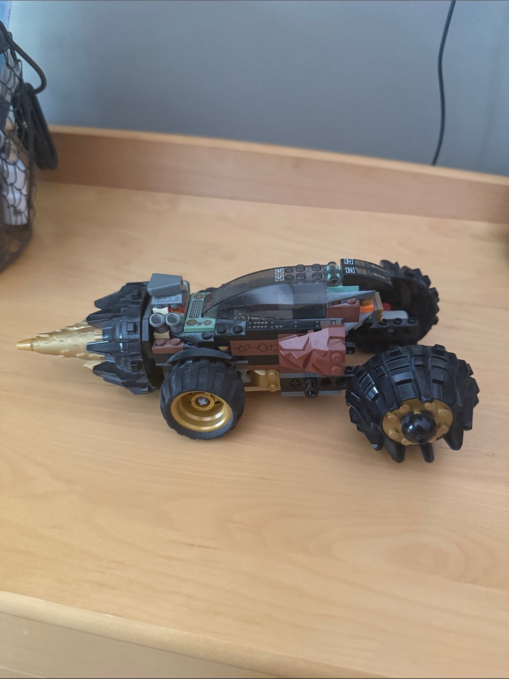 LEGO Ninjago 70502 The Final Battle: Cole's Earth Driller Incomplete